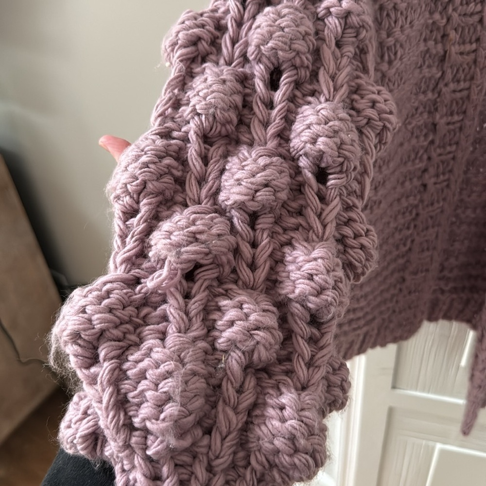 Mauve Bubble Sweater - Picture 3 of 7